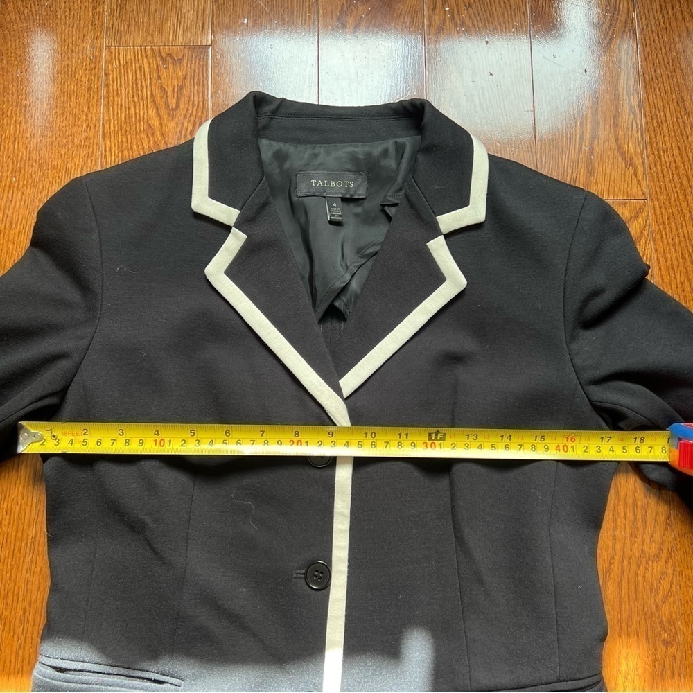 Talbots Black White Trim Luxe Knit Banded Single-Breasted Blazer Jacket - Sz 4 - Picture 9 of 11